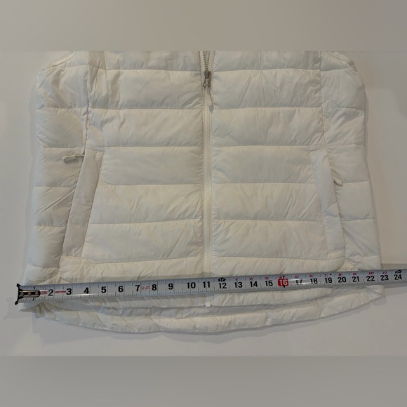 32 Degrees Tennis Custom LOVE White Sleeveless Puffer Vest Large Zipped Pockets - Picture 3 of 14